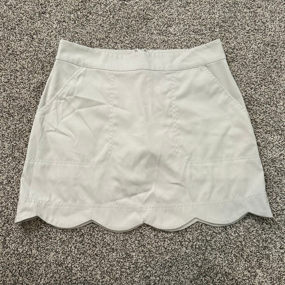 Vineyard Vines light beige mini skort size 6 - Picture 2 of 8